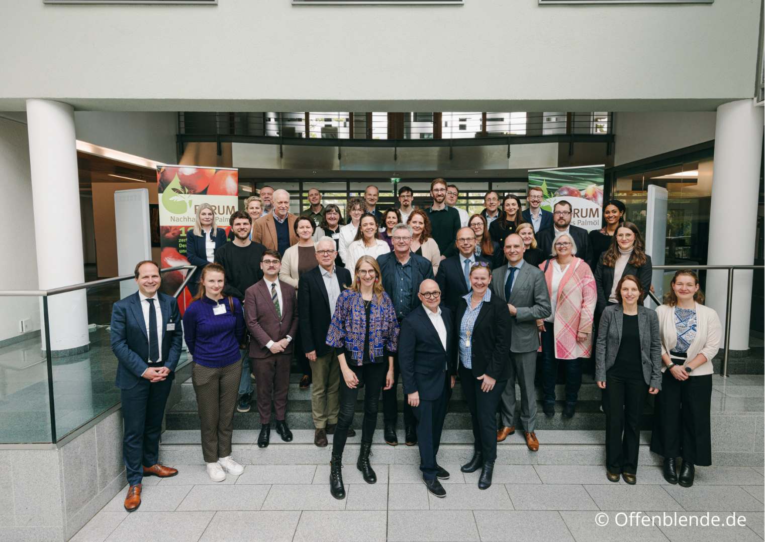 Gruppenbild, Mitgliederversammlung des Forum Nachhaltiges Palmöl am 25.04.2024